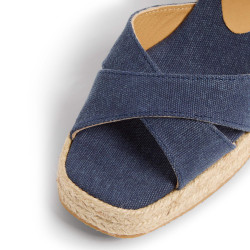 Sandalias Thea en algodón acabado lavado, cierre de pulsera con hebilla metálica.