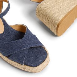Sandalias Thea en algodón acabado lavado, cierre de pulsera con hebilla metálica.