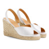 Sandalias Brisa en piel metalizada.